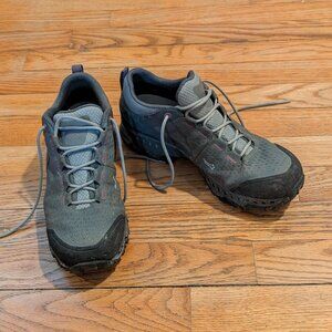 La Sportiva Womens Spire GTX Gray Hiking Shoes, Size: 8